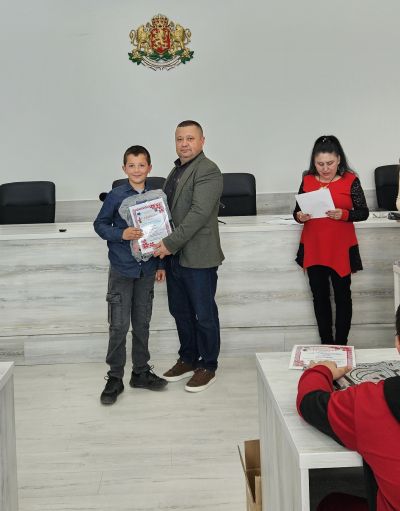  Проект "'Бъдеще за деца в община Лозница" - ОУ Христо Ботев - Гороцвет