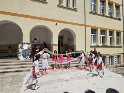 24-май - ОУ Христо Ботев - Гороцвет