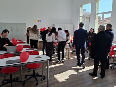 STEM кабинети - ОУ Христо Ботев - Гороцвет